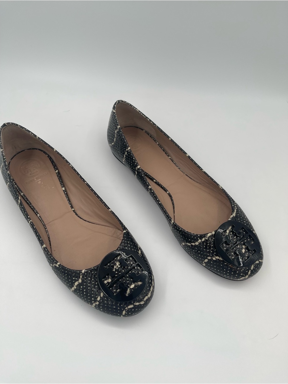 Tory Burch Black and Cream Snake-Print Logo Flats